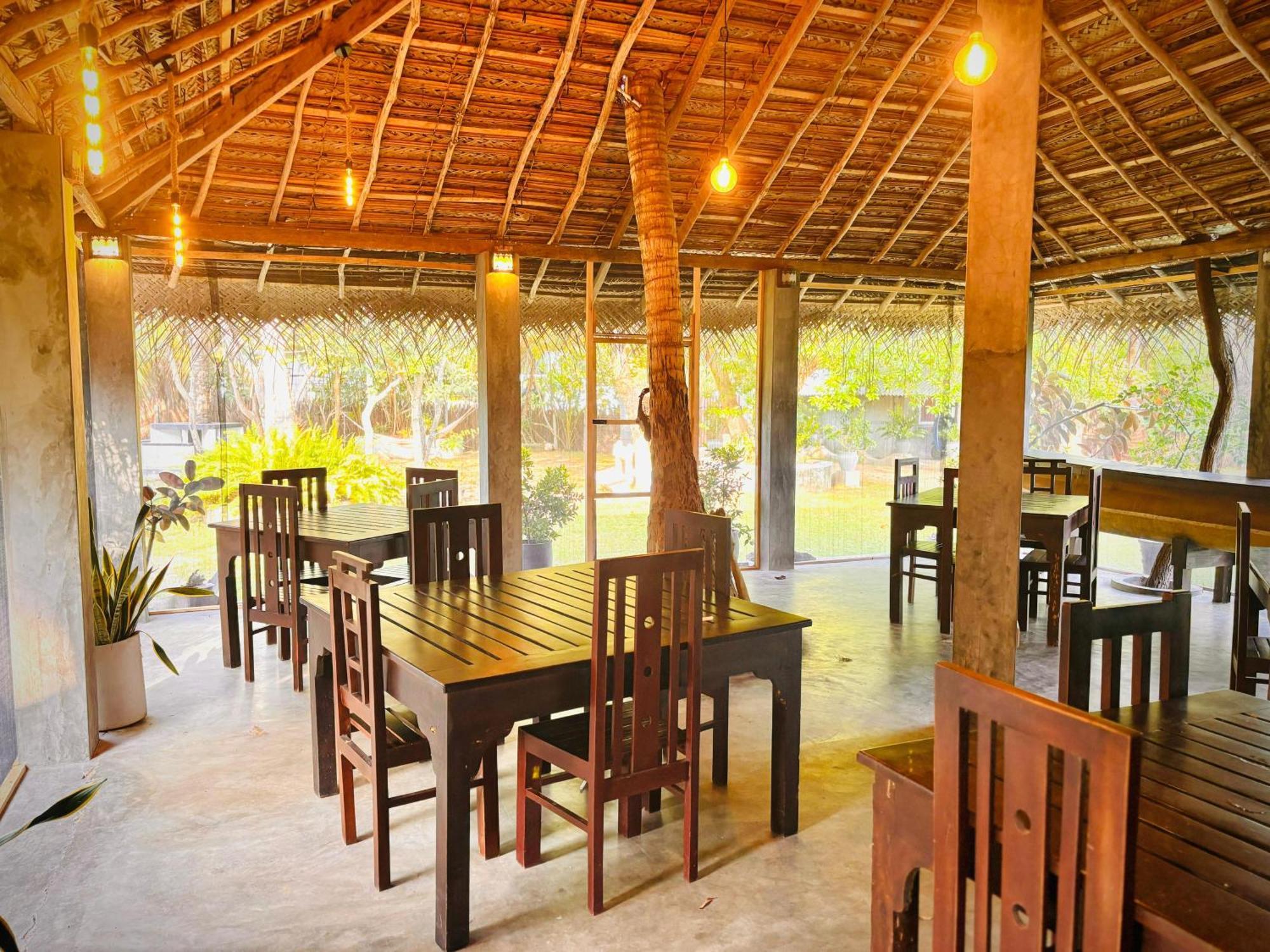 Werala Beach Resort 卡尔皮蒂耶 外观 照片