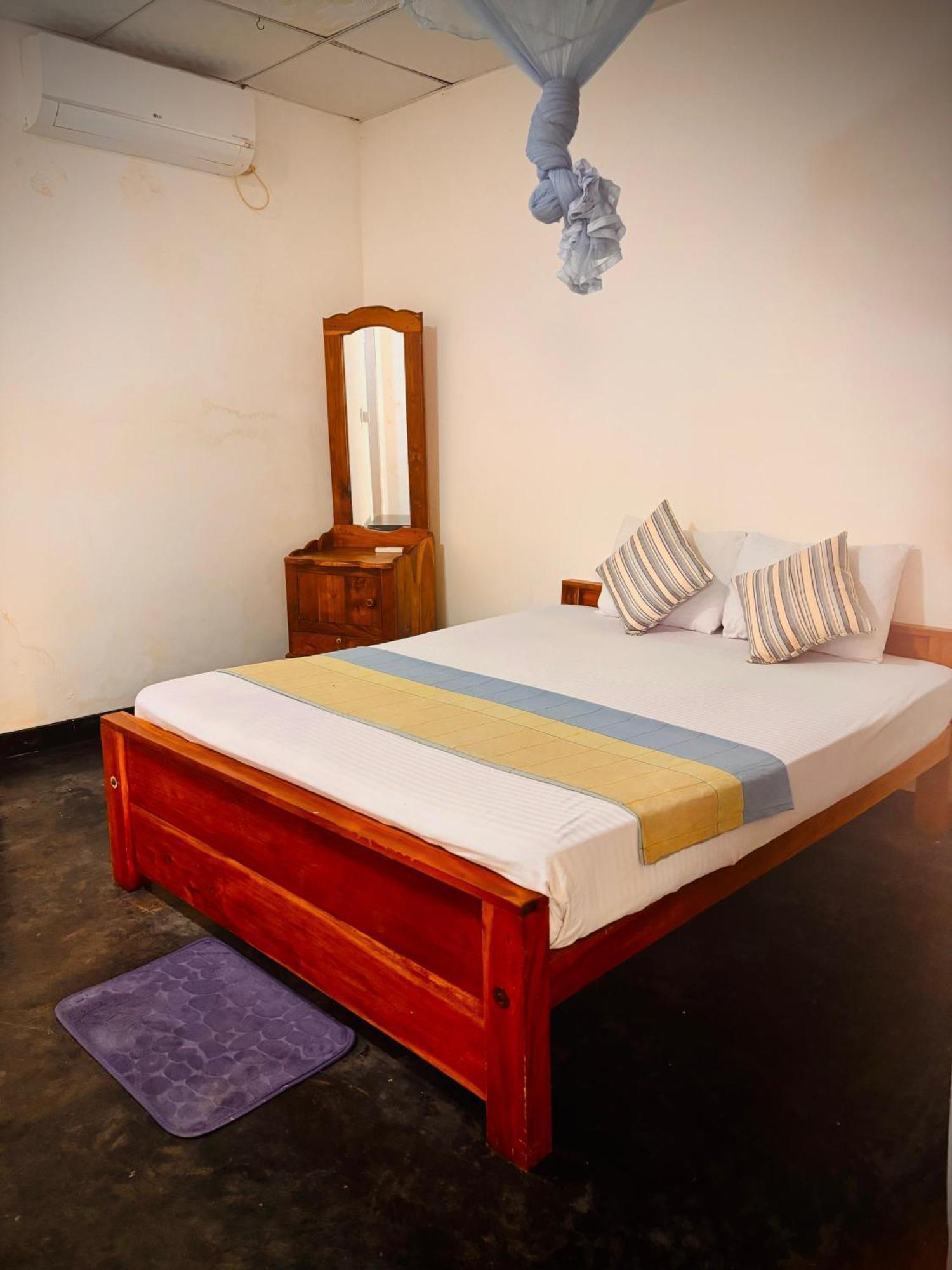 Werala Beach Resort 卡尔皮蒂耶 外观 照片