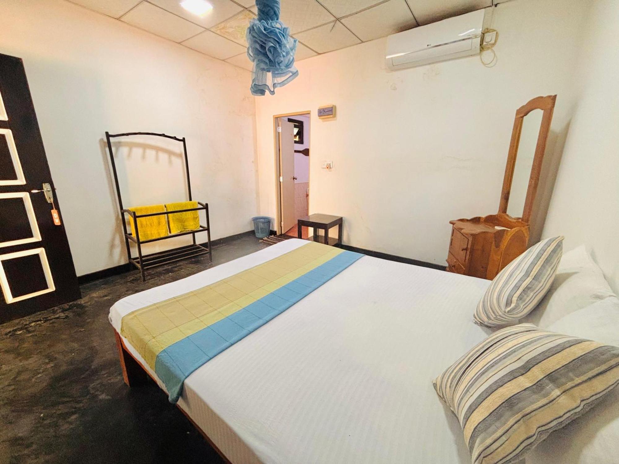 Werala Beach Resort 卡尔皮蒂耶 外观 照片